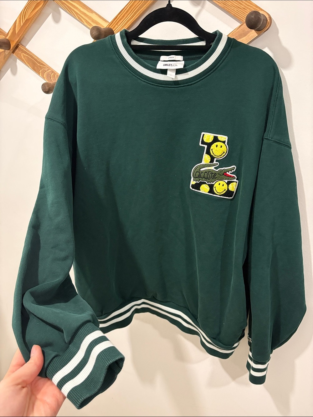 ‼️RARE‼️ Unisex Lacoste & Smiley Collab Sweatshirt - Picture 2 of 7